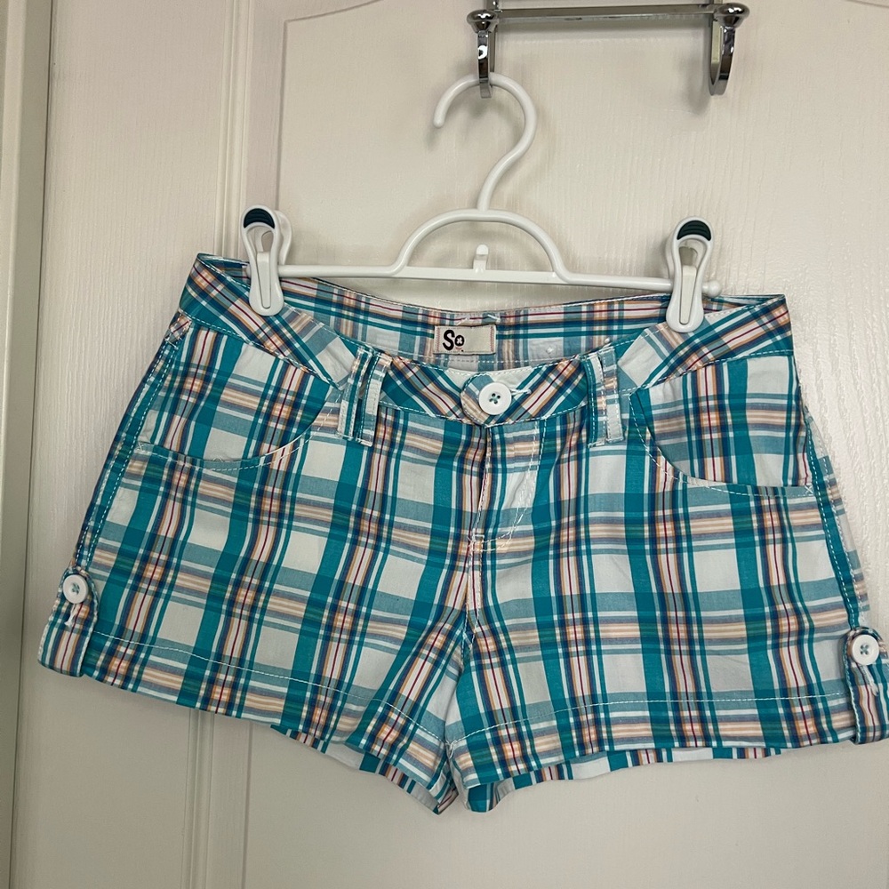 SO Women's Teal and Pink Plaid Cargo Shorts